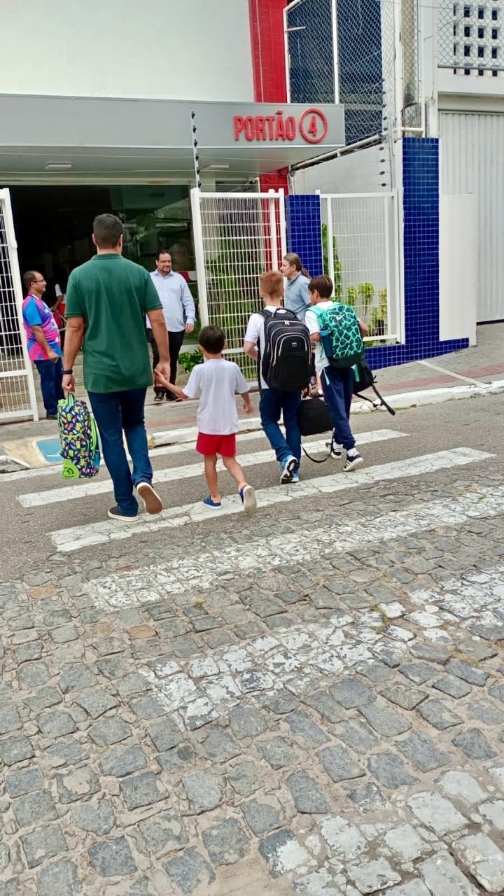 SMTT realiza ações de educação para o trânsito em escolas da capital - SMTT Aracaju
